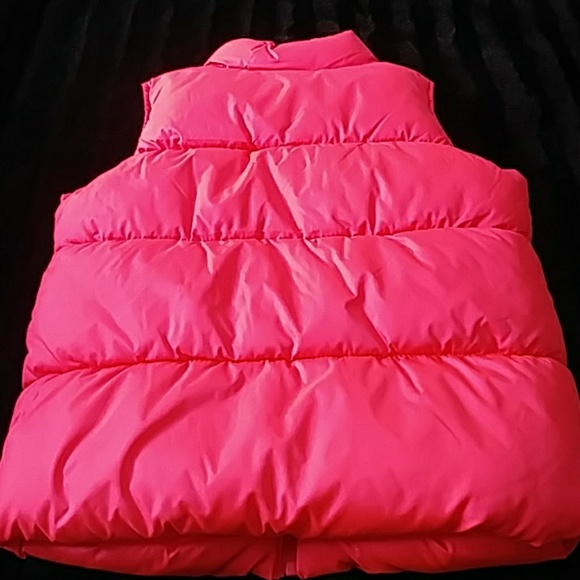 Vest - Picture 2 of 5